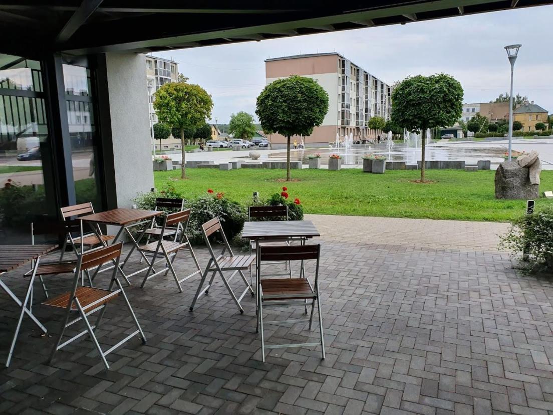 Hotel Svetaine Jonava Exterior foto